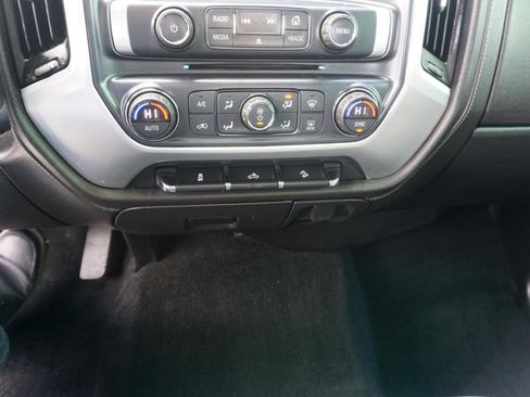 Used 2017 GMC Sierra 2500 SLE w/ HD SLE Preferred Plus Package image 10