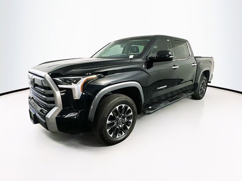 Used 2024 Toyota Tundra Limited image 3