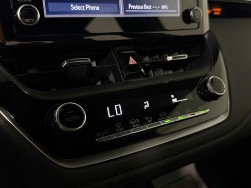 Used 2020 Toyota Corolla SE FWD image 22
