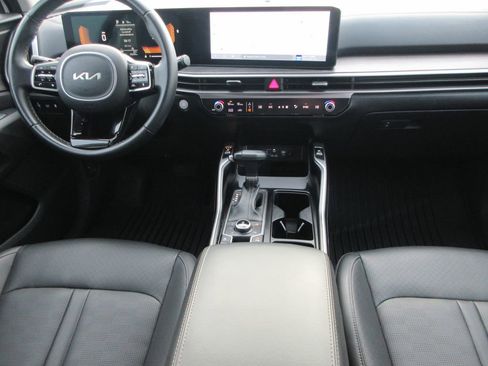 Used 2024 Kia Sorento X-Line EX image 16