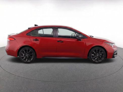 Used 2022 Toyota Corolla SE FWD image 38