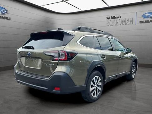 Used 2024 Subaru Outback Premium AWD/4WD image 5