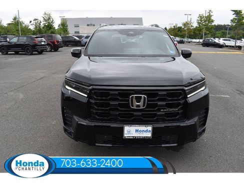 New 2026 Honda Pilot Black Edition image 2