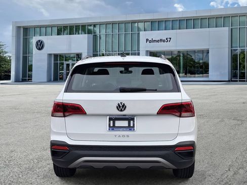 Certified 2024 Volkswagen Taos S FWD image 5
