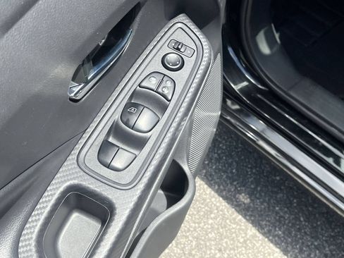Certified 2023 Nissan Versa SV FWD image 16