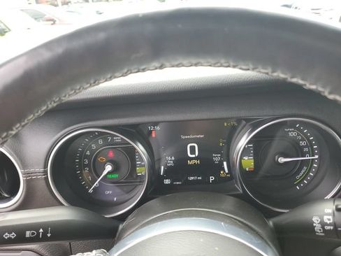 Used 2021 Jeep Wrangler Unlimited Rubicon 4xe w/ Steel Bumper Group AWD/4WD image 14