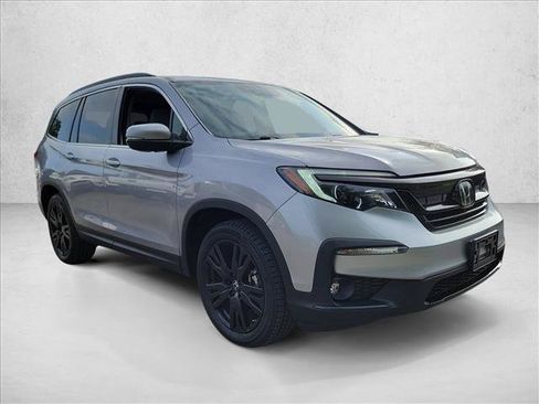 Used 2022 Honda Pilot Special Edition image 3