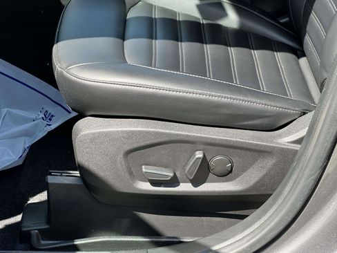 Used 2023 Ford Edge SEL w/ Convenience Package AWD/4WD image 16