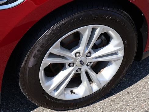 Used 2018 Ford Taurus SEL w/ Equipment Group 201A FWD image 27