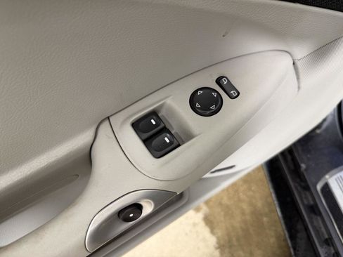 Used 2012 Chevrolet Corvette Grand Sport w/ 2LT Preferred Equipment Group RWD image 16