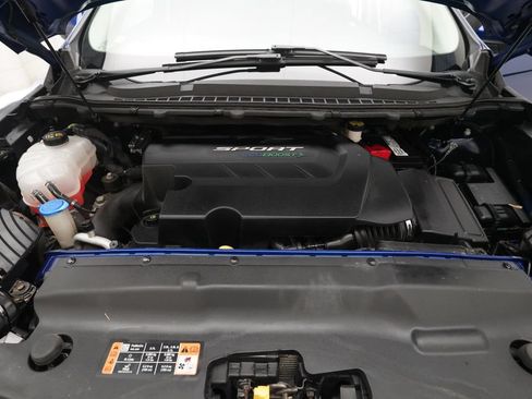 Used 2015 Ford Edge Sport w/ Equipment Group 401A AWD/4WD image 3