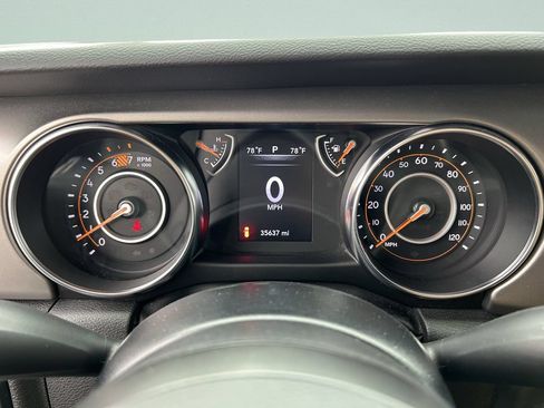 Used 2022 Jeep Wrangler Sport AWD/4WD image 27