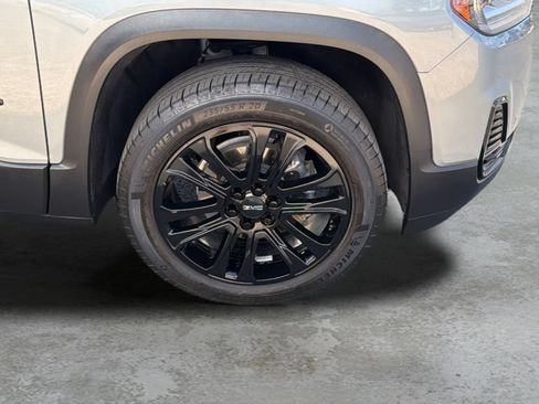 Used 2023 GMC Acadia SLE w/ Elevation Edition FWD image 31