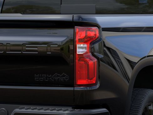 New 2026 Chevrolet Silverado 1500 High Country AWD/4WD image 35
