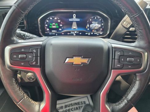 Used 2022 Chevrolet Silverado 1500 LT AWD/4WD image 19