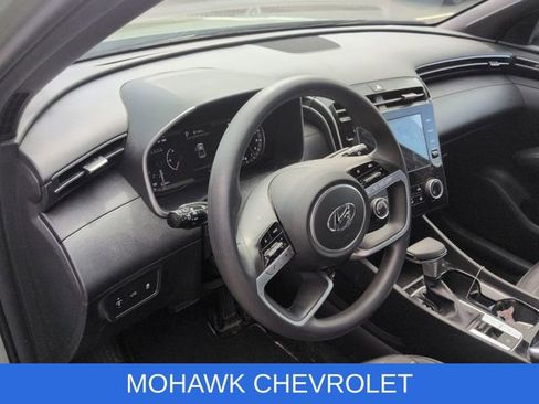 Used 2023 Hyundai Santa Cruz SE image 9