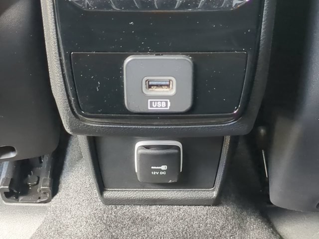Used 2025 Jeep Compass Latitude w/ Altitude Special Edition AWD/4WD image 16