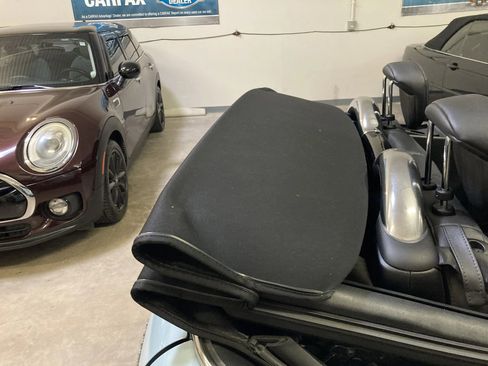 Used 2014 MINI Cooper Convertible FWD image 31