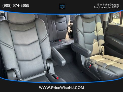 Used 2019 Cadillac Escalade ESV Premium Luxury image 22
