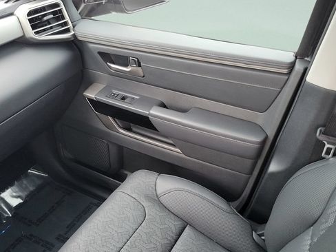 Used 2024 Toyota Tundra Limited AWD/4WD image 15