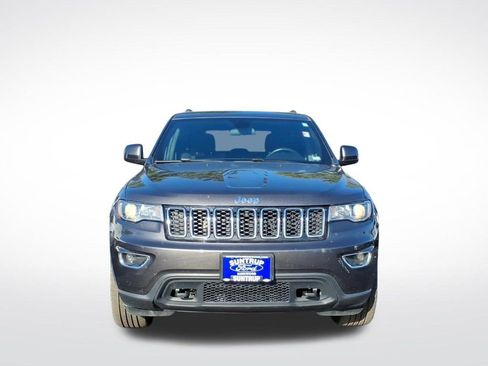 Used 2021 Jeep Grand Cherokee Laredo image 29