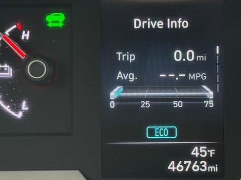 Used 2023 Hyundai Tucson Blue image 19