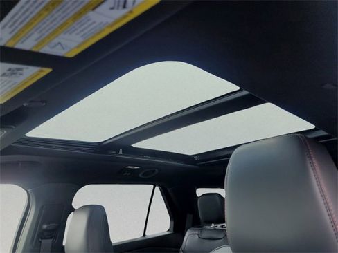 New 2025 Ford Explorer ST-Line image 38