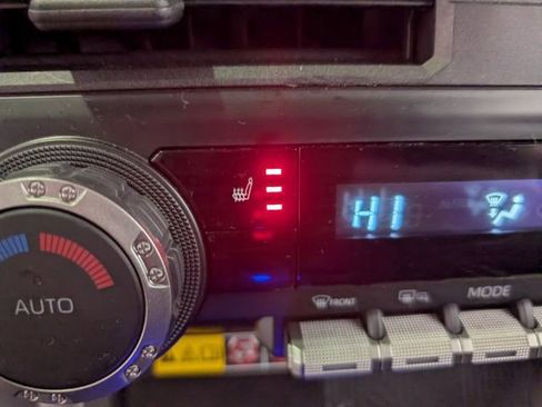 Used 2025 Toyota 4Runner TRD Off-Road AWD/4WD image 22