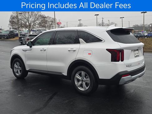 New 2026 Kia Sorento LX FWD image 5