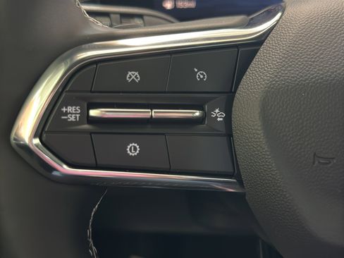 New 2026 Chevrolet Traverse LT image 26