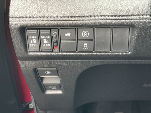 Used 2023 Honda Odyssey Sport image 32
