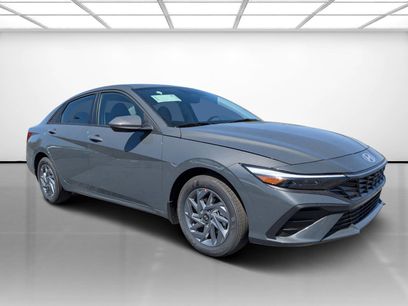 New 2025 Hyundai Elantra Blue