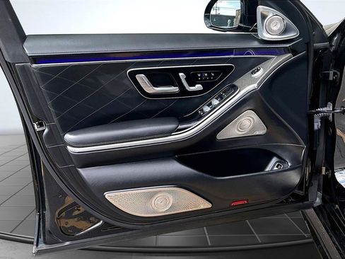 Used 2021 Mercedes-Benz S 580 4MATIC Sedan w/ AMG Line image 20