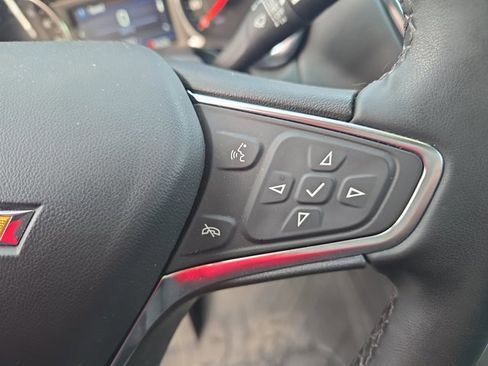 Used 2024 Chevrolet Equinox LT w/ LPO, Floor Liner Package image 19