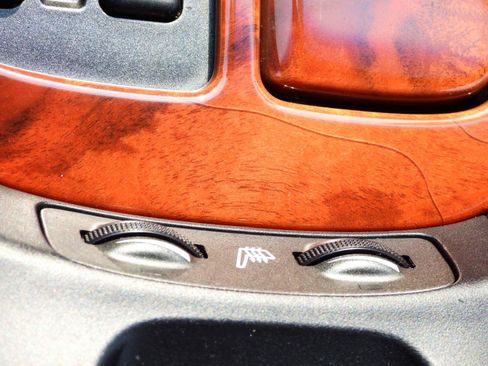 Used 2005 Lexus SC 430 Convertible RWD image 95