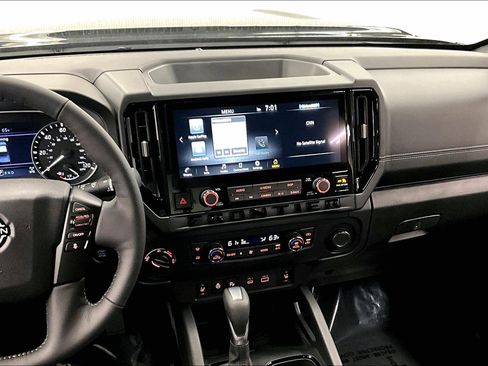 New 2026 Nissan Frontier SV w/ SV Convenience Package AWD/4WD image 8