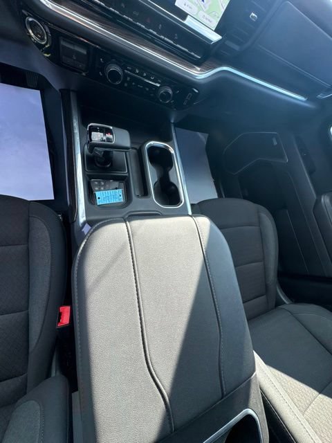 Used 2025 Chevrolet Silverado 1500 RST AWD/4WD image 16