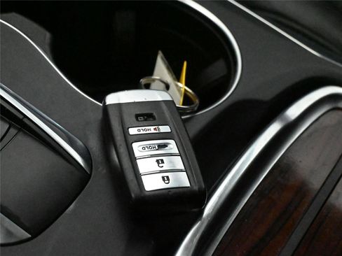 Used 2016 Acura MDX SH-AWD w/ Technology Package image 6