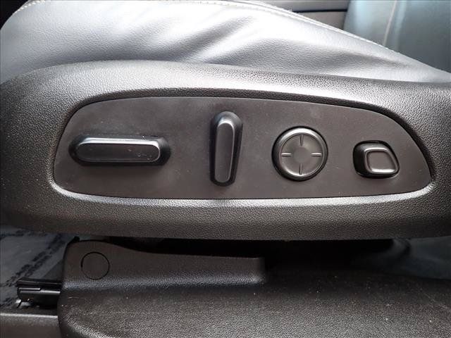 Used 2020 Buick Enclave Premium w/ Sun and Sites Package AWD/4WD image 13