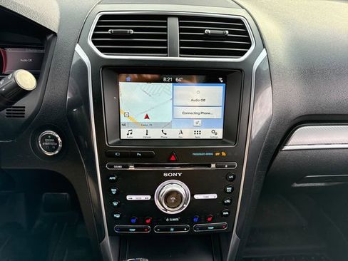 Used 2018 Ford Explorer Sport w/ Equipment Group 401A image 29