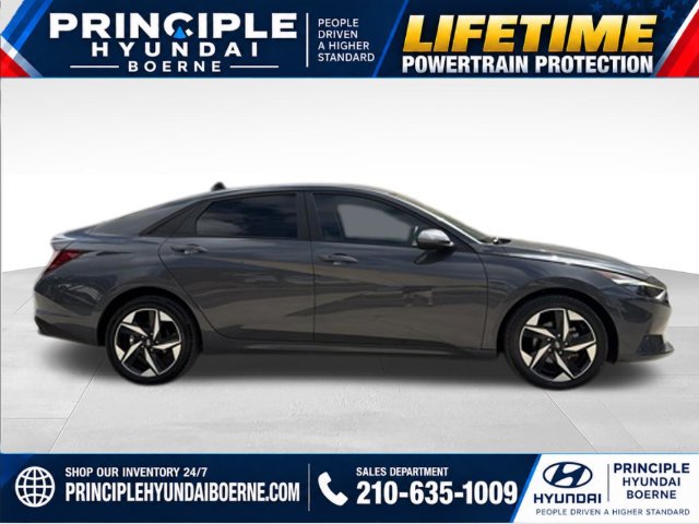 Used 2023 Hyundai Elantra SEL w/ Convenience Package FWD image 5