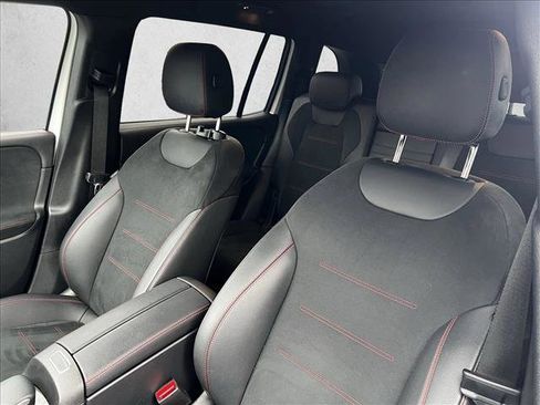 Used 2023 Mercedes-Benz GLB 250 image 16