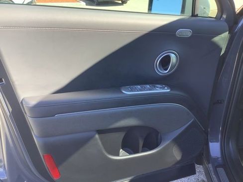 Used 2026 Hyundai Palisade Calligraphy image 9