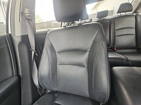 Used 2017 Honda Accord EX-L image 16