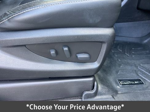 Used 2018 Chevrolet Suburban LT image 31