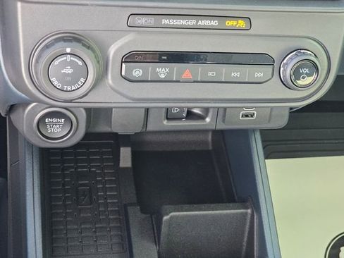 New 2025 Ford Maverick Lariat w/ 4K Tow Package AWD/4WD image 25
