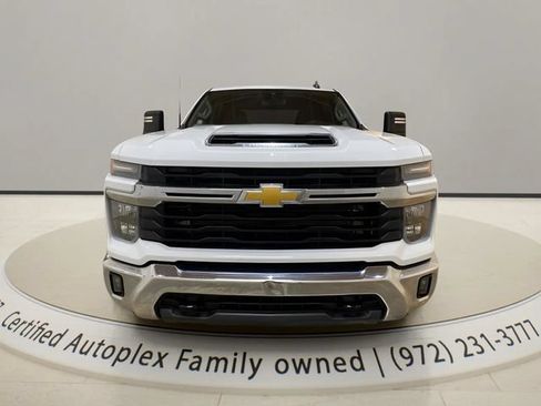 Used 2025 Chevrolet Silverado 2500 LT AWD/4WD image 8