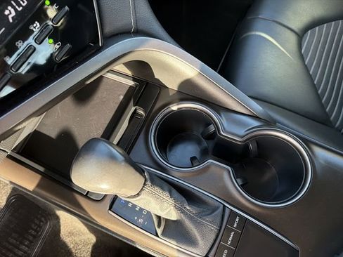 Used 2023 Toyota Camry SE image 22