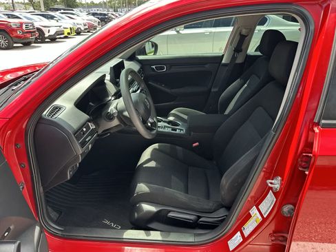 Used 2022 Honda Civic LX image 2