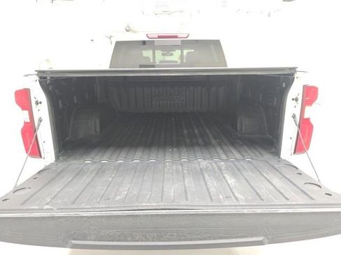 Certified 2022 Chevrolet Silverado 1500 High Country w/ LPO, Dark Essentials Package image 26